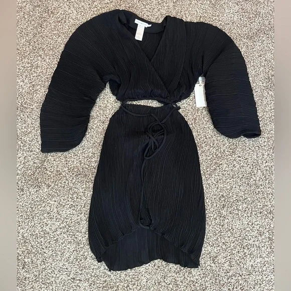 good american always fits mini dress Good American + Always Fits Pliss Mini Dress